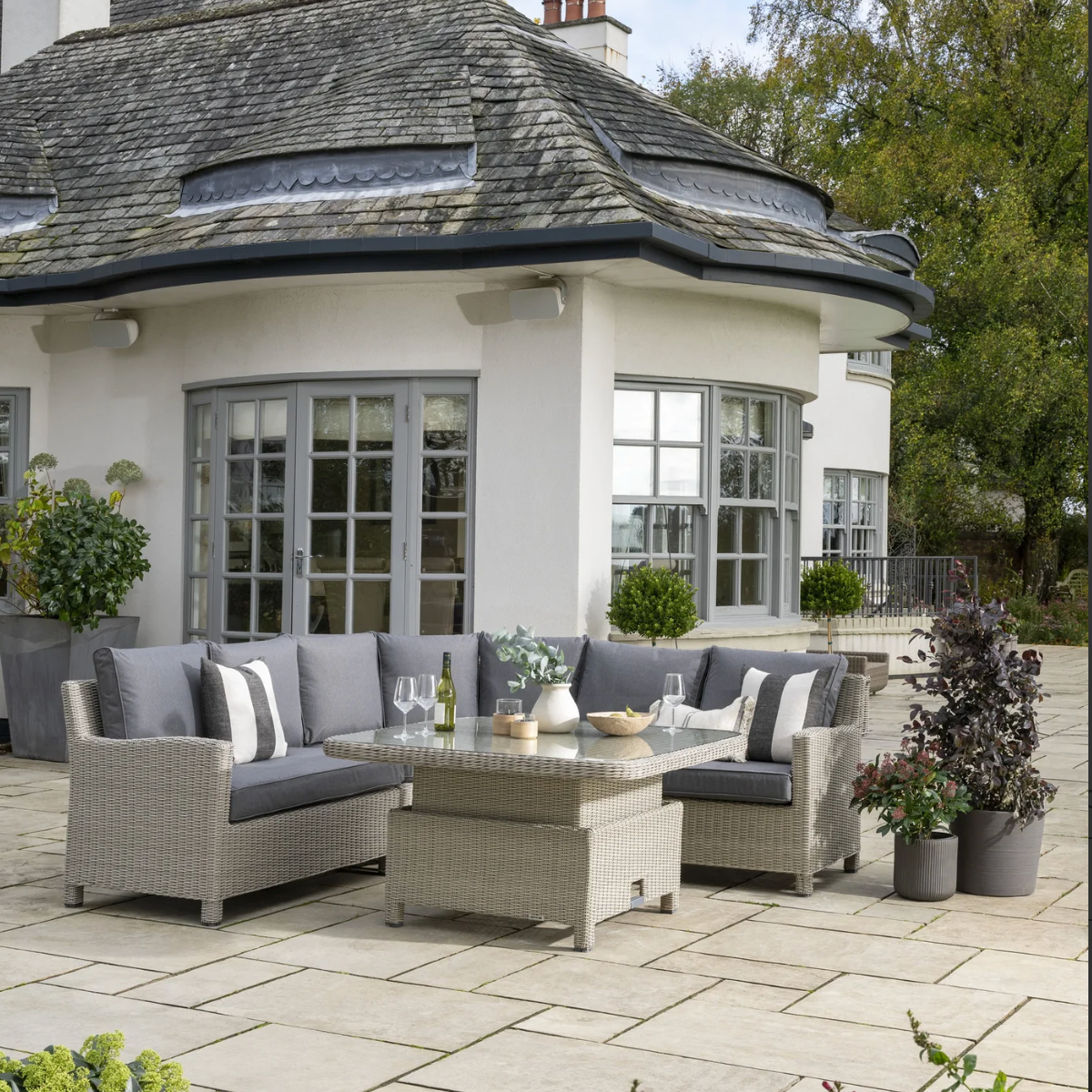 Palma Signature Grande Corner Set with Rising Table