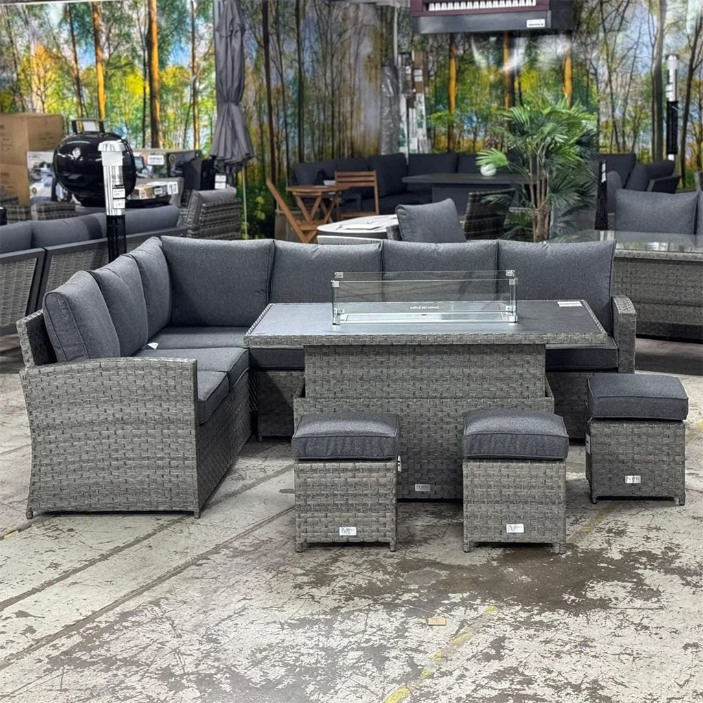 Outdoor Living