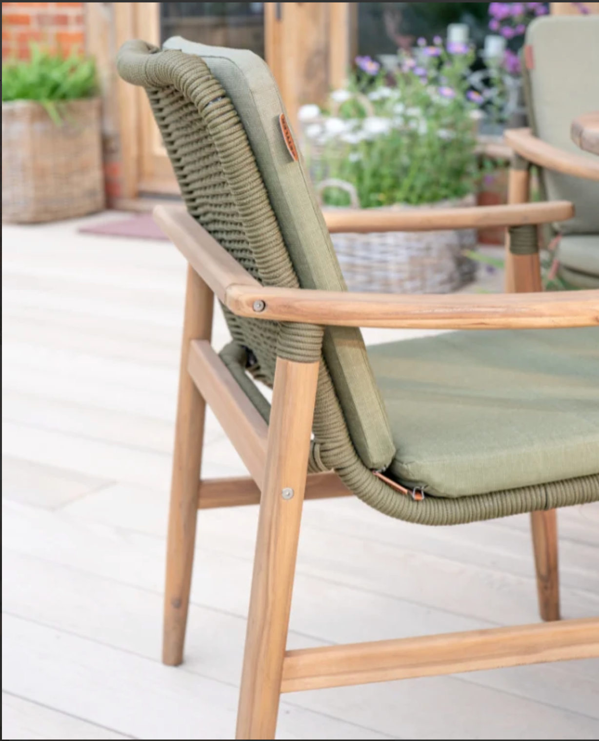 MEADOW 8 Seater Dining Set
